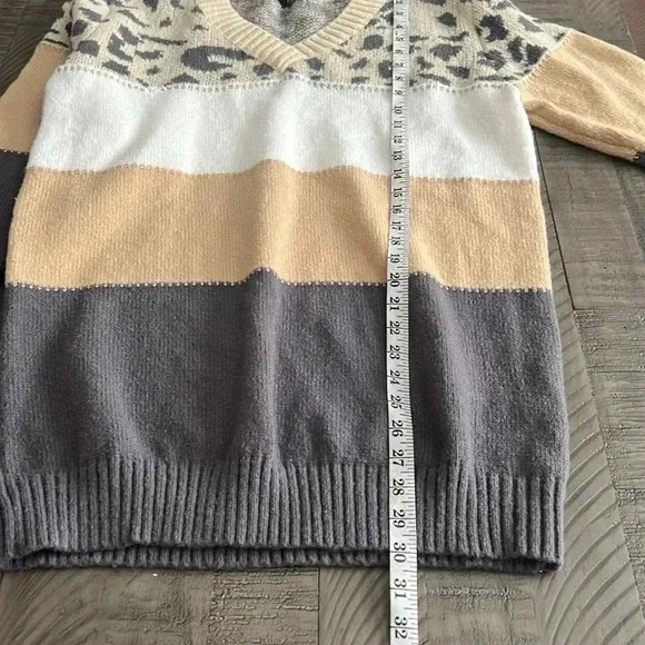 Chicme Women’s Crochet Patchwork V Neck Long Pullover Sweater - Size Small - Picture 8 of 10